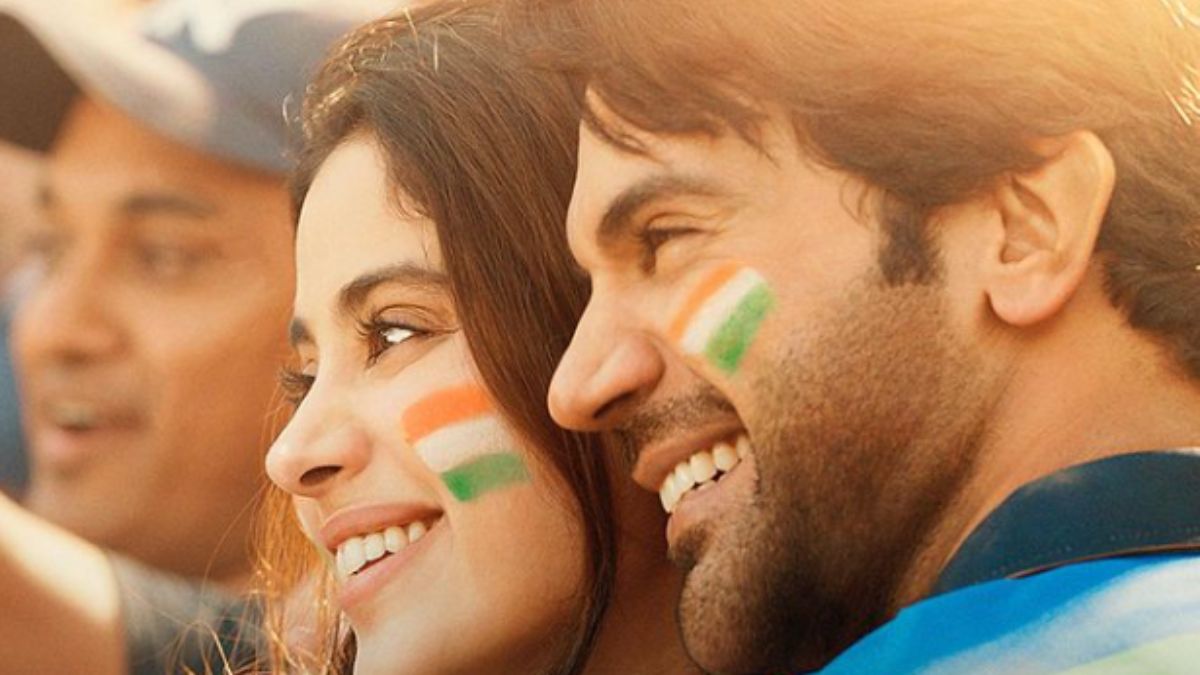 mr-and-mrs-mahi-new-posters-feature-janhvi-kapoor-rajkummar-rao-in-an-imperfectly-perfect-partnership
